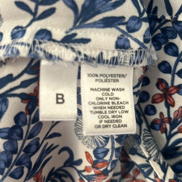 LOFT Floral Field Utility Button Down Shirt - Picture 6 of 7